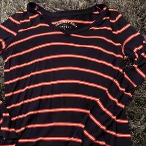 AERO STRIPED V NECK LONG SLEEVE TEE